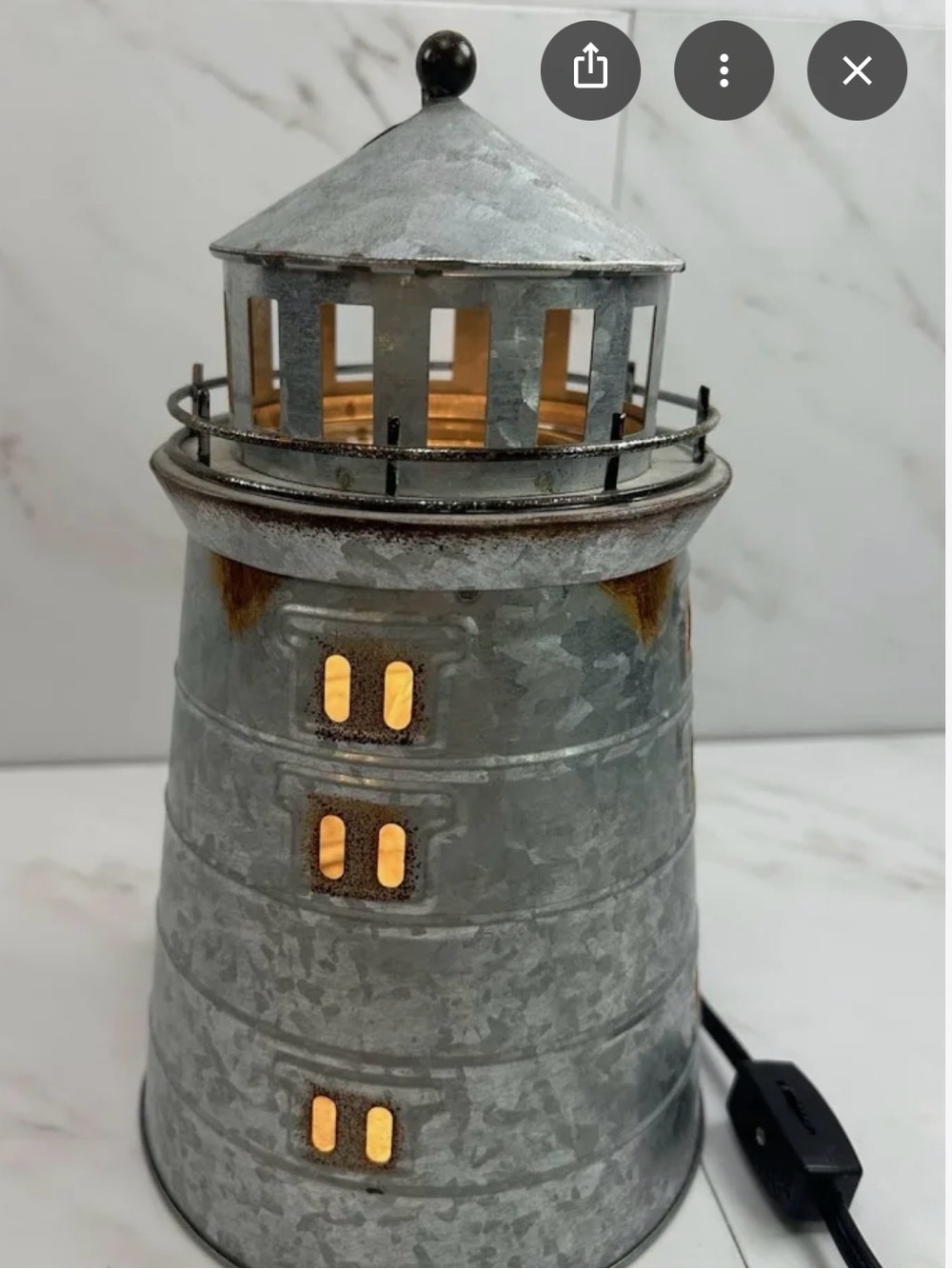 SCENTSY PORTLAND LIGHTHOUSE WARMER – RETIRED – WITH ORIGINAL BOX